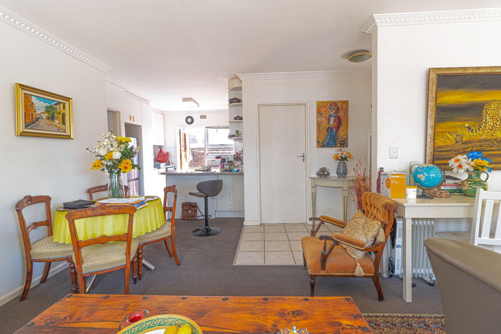 732492_Dining_Area.jpg