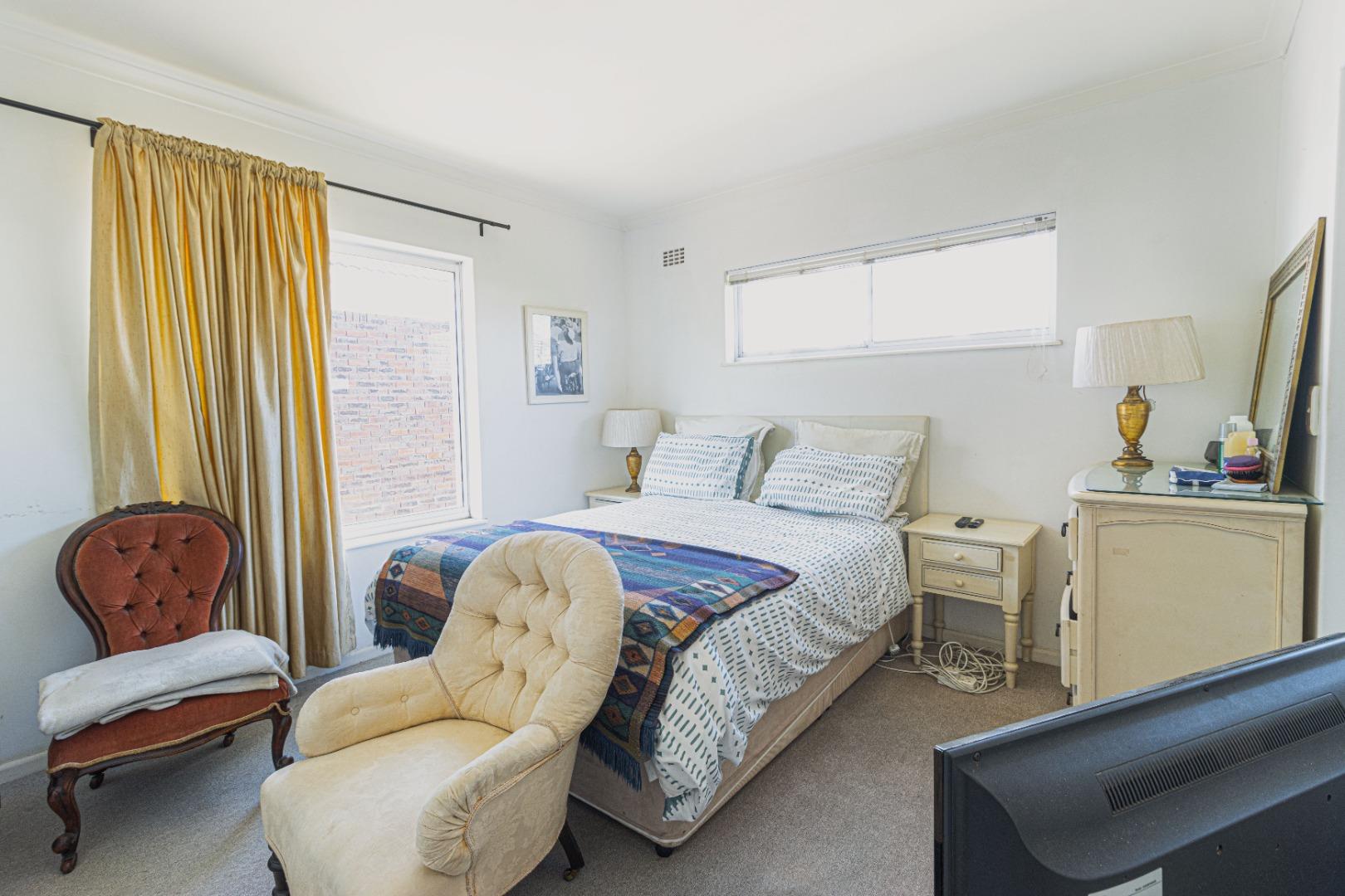 732492_Main_Bedroom.jpg